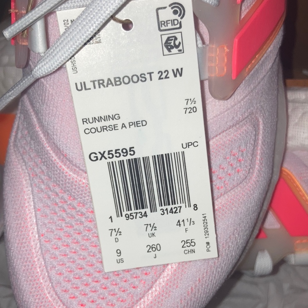 New with tags pink, white and orange Addidas ultra boost 22 W
